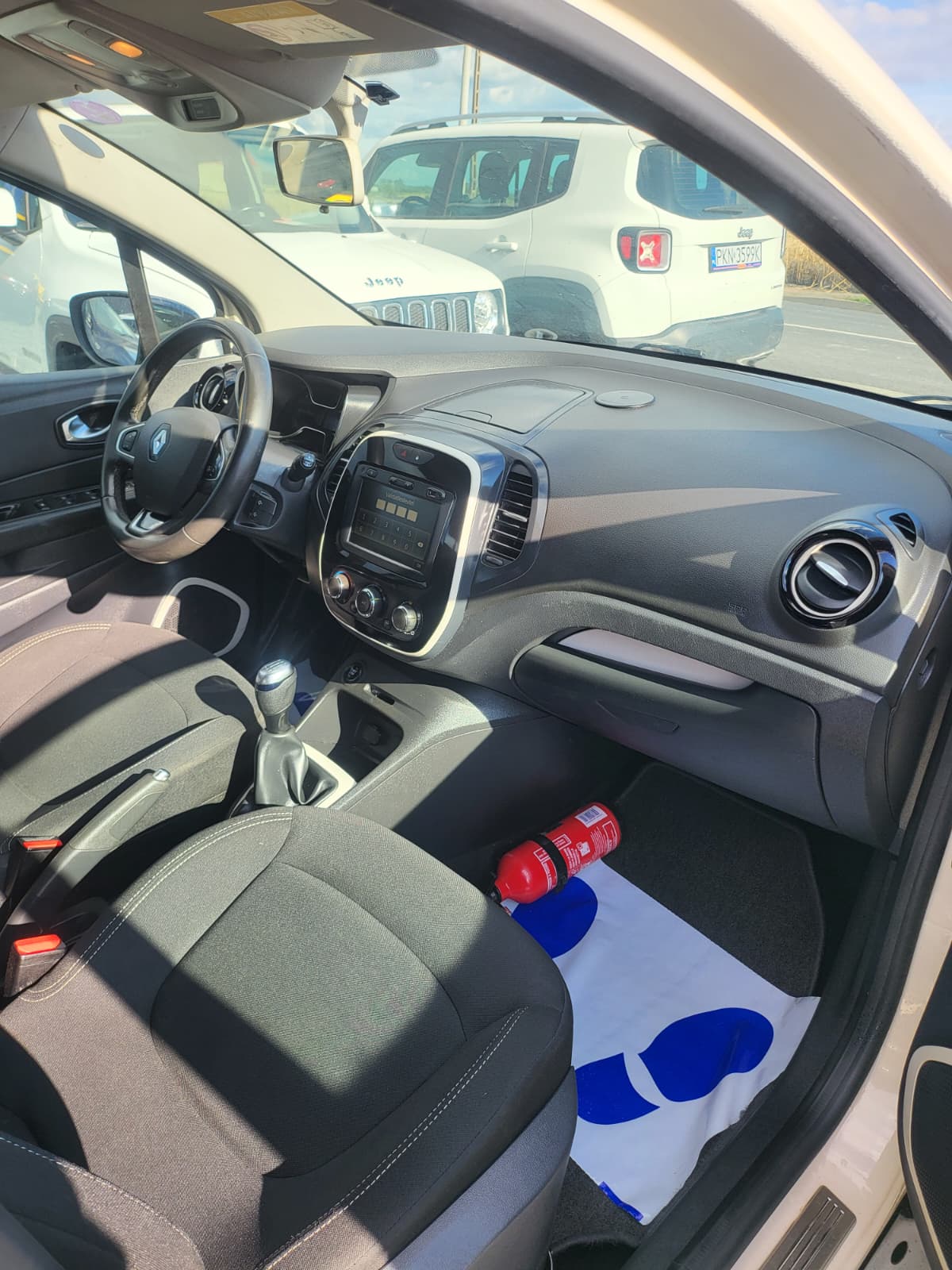 Renault Captur Life - obrazek 8