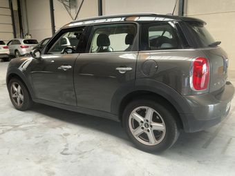 MINI Countryman D